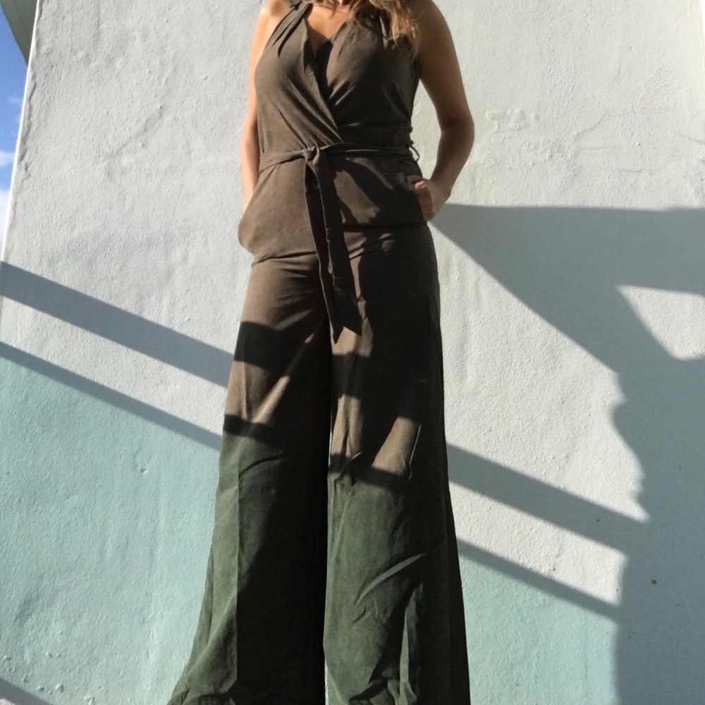 Green Halter Jumpsuit, wide-leg, open-back - Picture 3 of 3